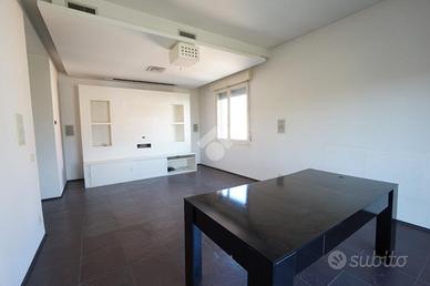 4 LOCALI A FORMIGINE