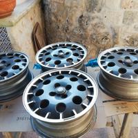 cerchi in lega e a raggi con gallettoni