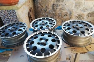 cerchi in lega e a raggi con gallettoni