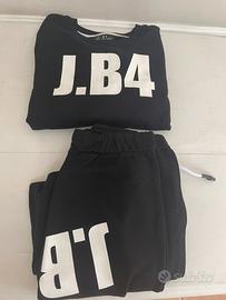 Tuta J.B4