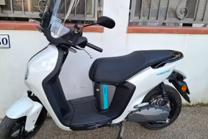 SCOOTER 50 CC ELETTRICO YAMAHA
