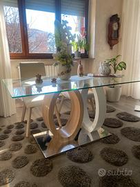 Tavolo rettangolare in vetro