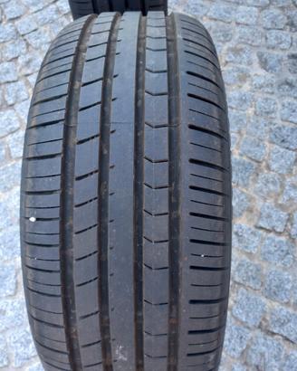 nr. 4 PNEUMATICI ESTIVI LINGLONG  205/50 R17