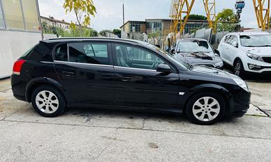 Opel Signum 1.9 CDTI 120CV Cosmo