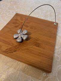 Porta tovaglioli in legno e metallo – design