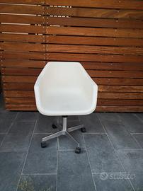 Sedia Poltrona "Conchiglia Shell" Design Robin Day