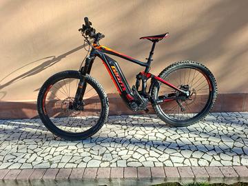E-Bike Giant biamortizzata