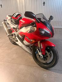 Yamaha R1 completamente originale