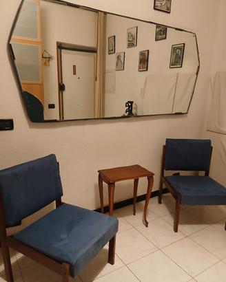 coppia di poltrone vintage