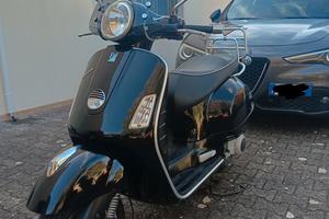 Vespa GTS 250 i.e