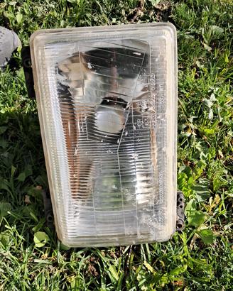 Faro anteriore sinistro per Fiat Ducato del 1989