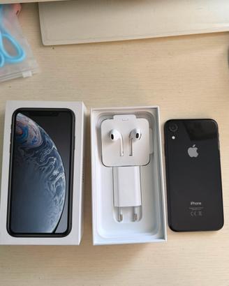 Iphone XR 64gb nero + auricolari + spinotto