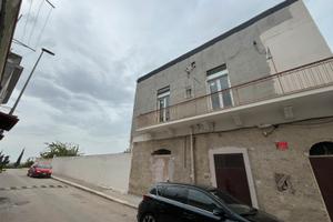 Abitazione indipendente con giardino