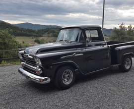 Chevrolet apache pick up