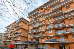 2 LOCALI A BEINASCO