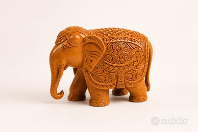 Elefante in legno intagliato a mano, 15 cm,