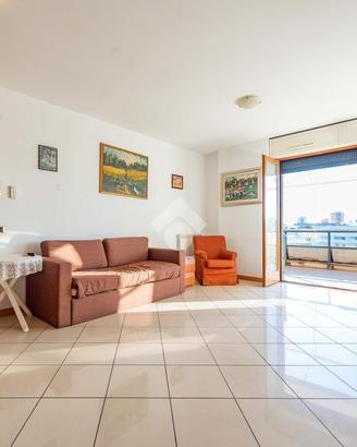 2 LOCALI A ROMA