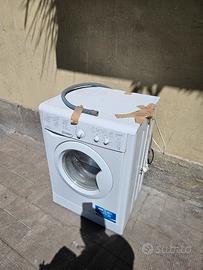 Lavatrice Indesit 6kg (A++) - Da revisionare