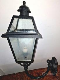 Lampione applique ferro e vetro