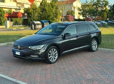 Volkswagen passat 2.0 Tdi 150Cv DSG