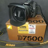 Nikon D7500 solo corpo