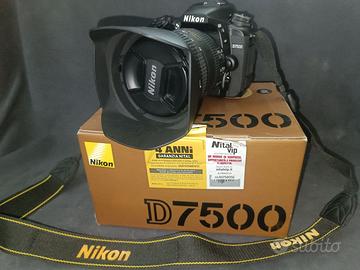 Nikon D7500 solo corpo