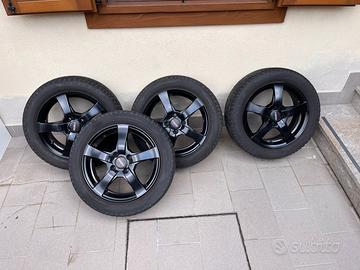 Cerchi dezent con gomme 4 stagioni 15”