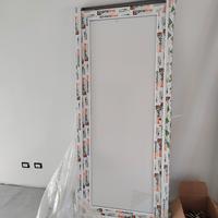 portoncino pvc da esterno nuovo 