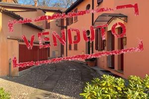 Casa indipendente di 128 m² con 4 locali e box aut