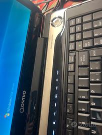 Computer da 17 pollici marca Toshiba Qosmio