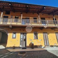 CASA SEMINDIPENDENTE A VIALFRÈ