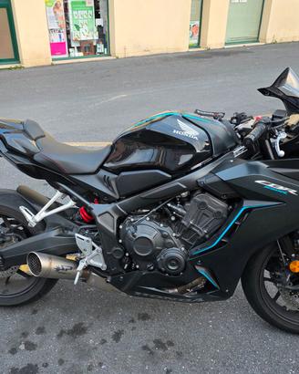 Cbr650r 