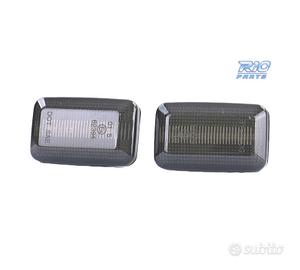 FRECCIE LATERALI VOLKSWAGEN VW AUDI A LED NERO FUM
