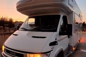 Mobilvetta icaro s10 iveco dayli 35c13