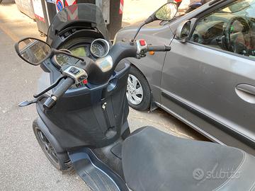 Piaggio Mp3 300 HPE