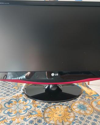 TV LG Flatron M227WD 22'
