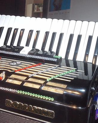 Fisarmonica 80 Bassi Romance