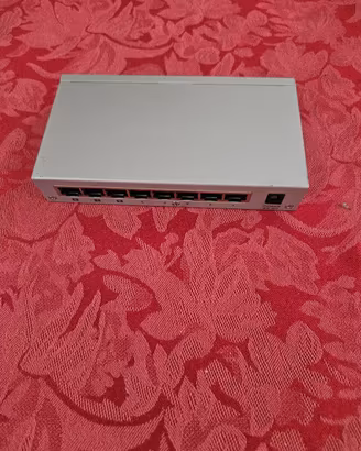 Switch 8 porte Zyzel