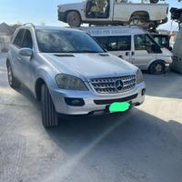 RICAMBI USATI AUTO MERCEDES ML W164 3Â° Serie AUTO