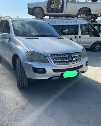 RICAMBI USATI AUTO MERCEDES ML W164 3Â° Serie AUTO