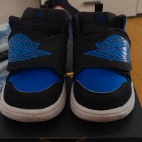 Nike sky Jordan num 22
