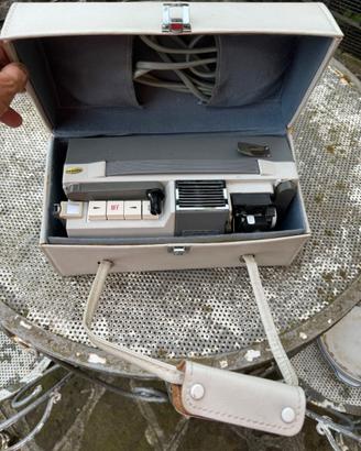 RARO PROIETTORE PELLICOLE 8MM E SUPER 8MM - MAGNON