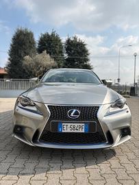 Lexus IS Hybrid FSport