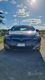 OPEL Astra - 2011 (motore rotto)