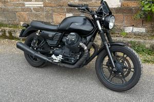 Moto guzzi v7 lll stone cafe