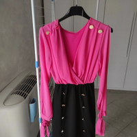 Abito nero e fucsia molto bello