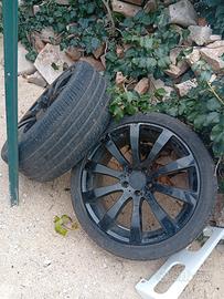 4 cerchi con gomme da 19/35/255