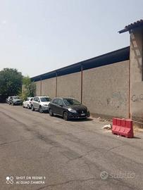 Rustico / Casale di 1000 m² con più di 5 locali a 