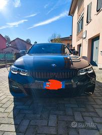 BMW 318 modello m sport - perfetta