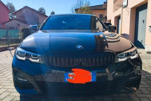 BMW 318 modello m sport - perfetta